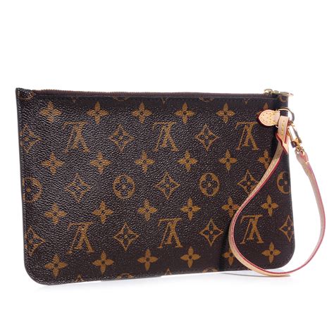 pochette e clutch louis vuitton|louis vuitton monogram canvas pochette.